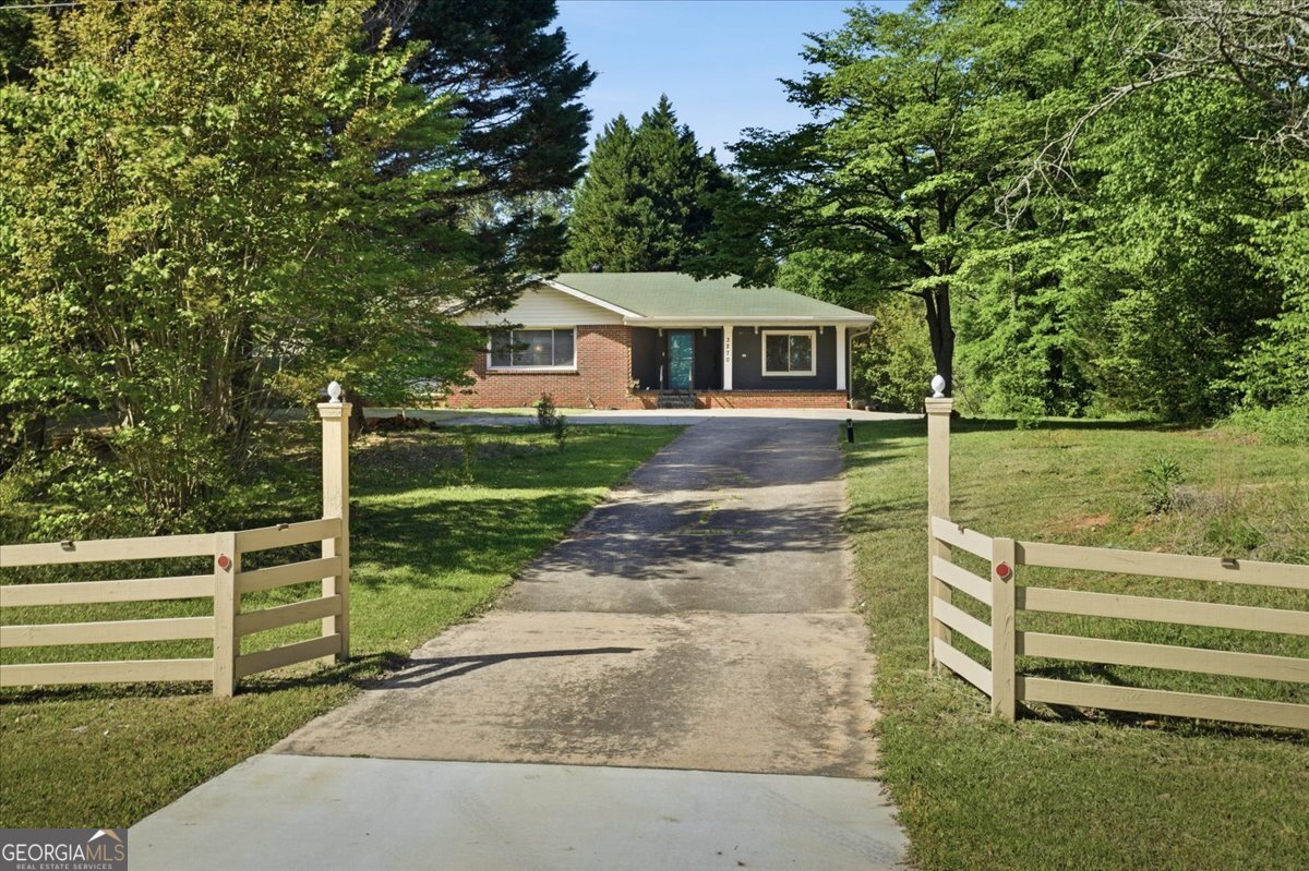 3270 Rex Road Rex GA 30273