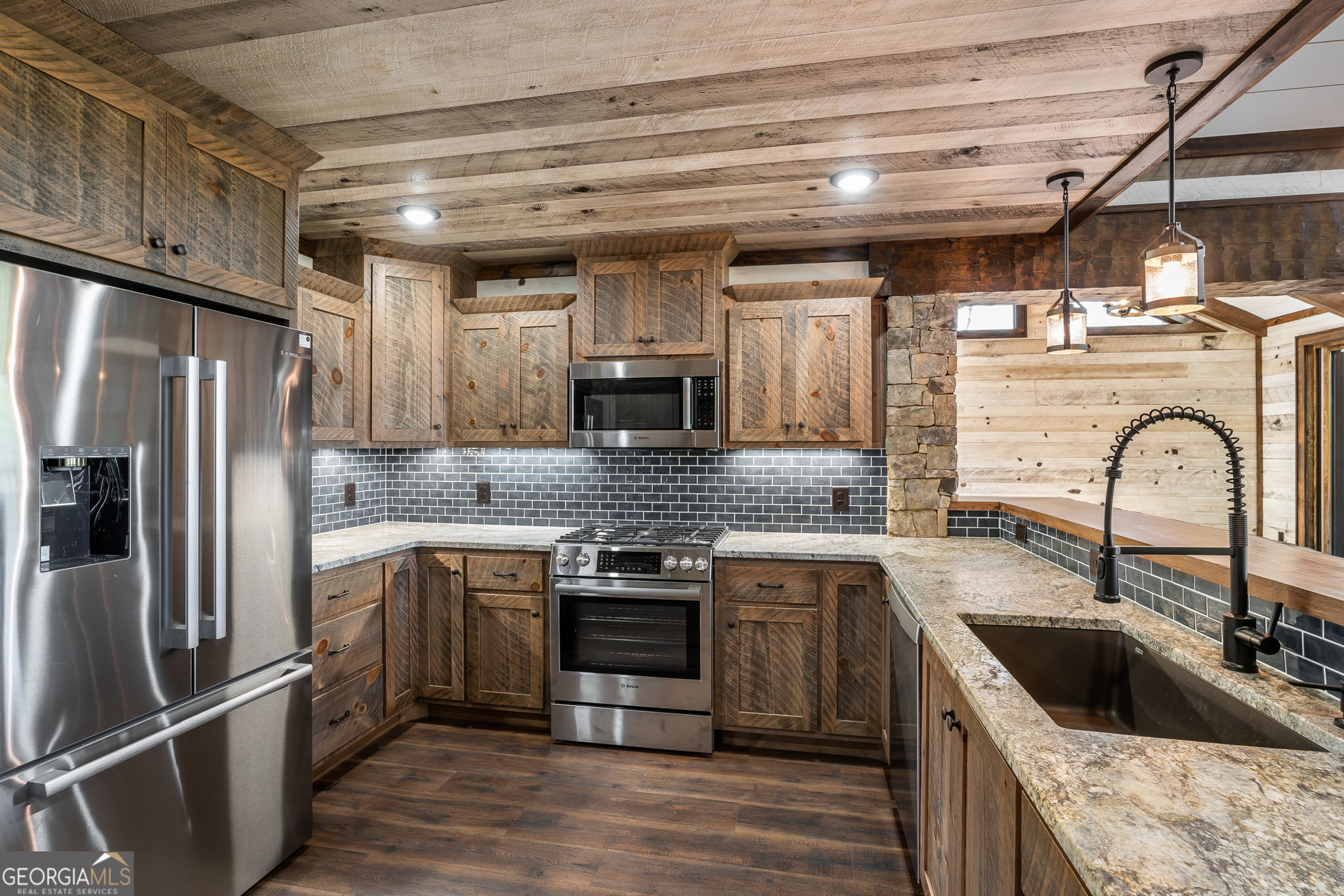 7590 Mobile Road Blue Ridge GA 30513