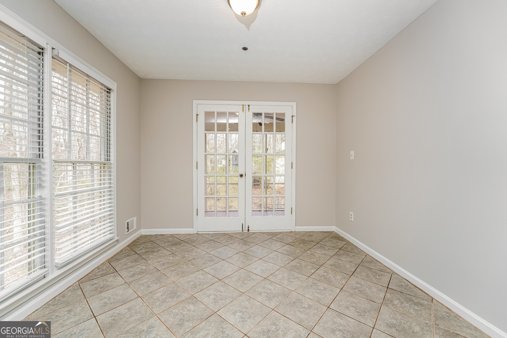 232 Farmbrook Parkway Stockbridge GA 30281