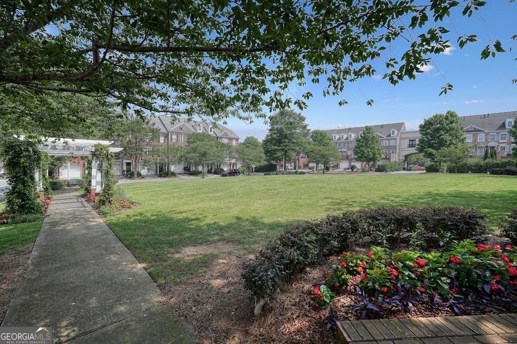 1707 Waters Edge Trail Roswell GA 30075