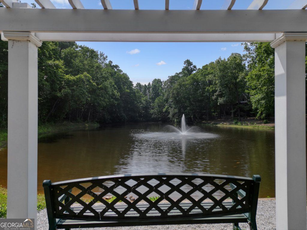 1707 Waters Edge Trail Roswell GA 30075