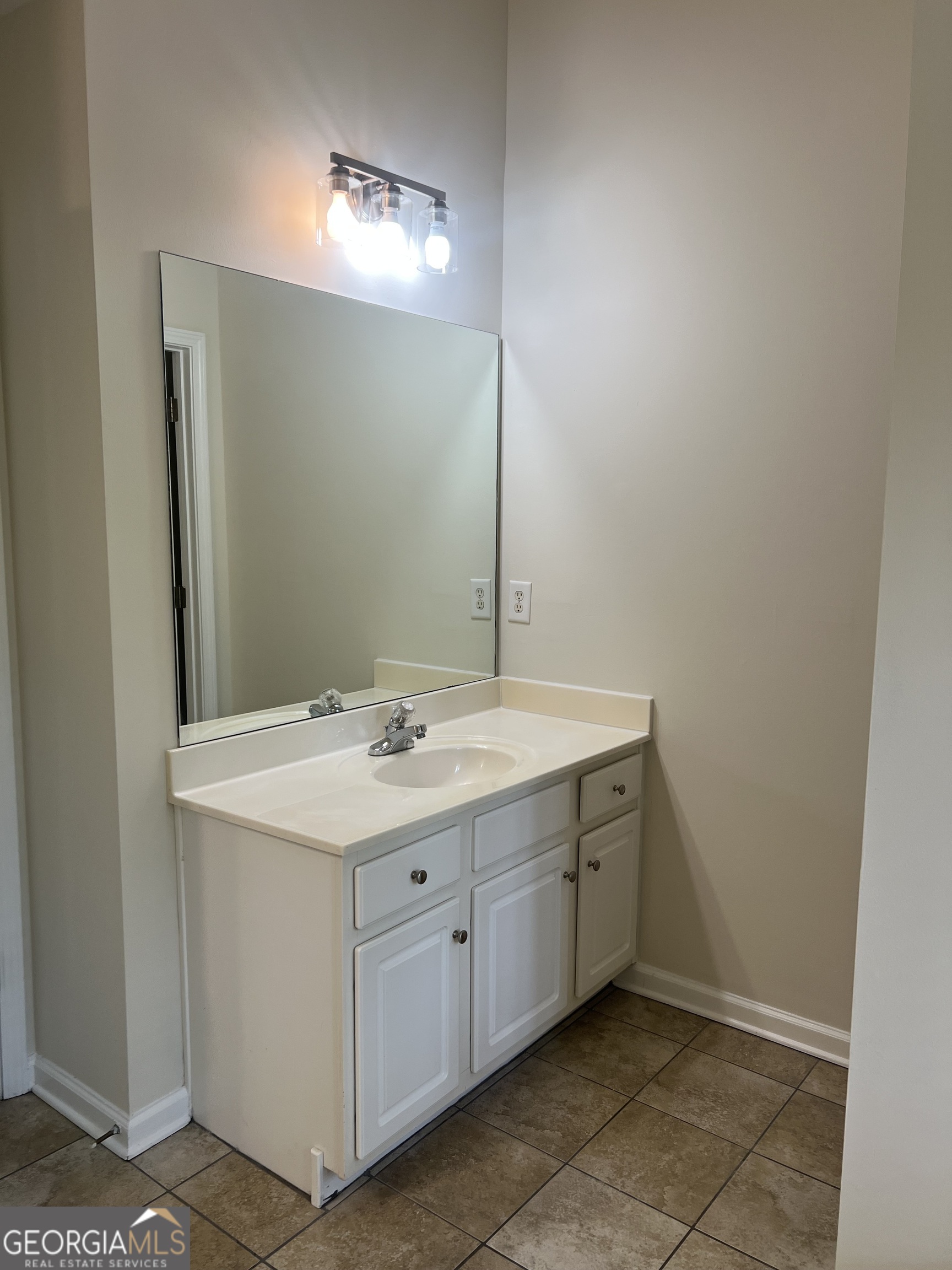 370 Oakland Place Drive Lawrenceville GA 30044
