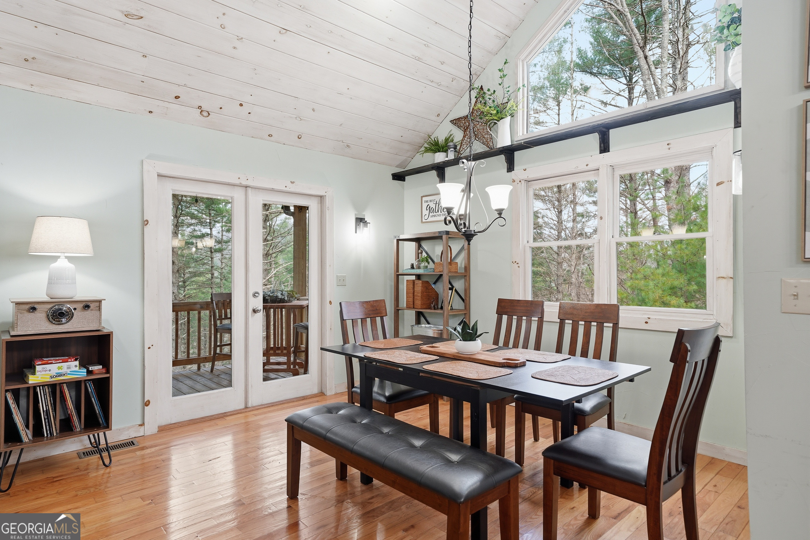 188 The Forest Road Blue Ridge GA 30513