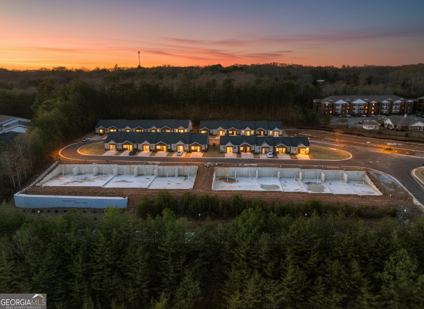Unit 1 Grove Loop Blue Ridge GA 30513