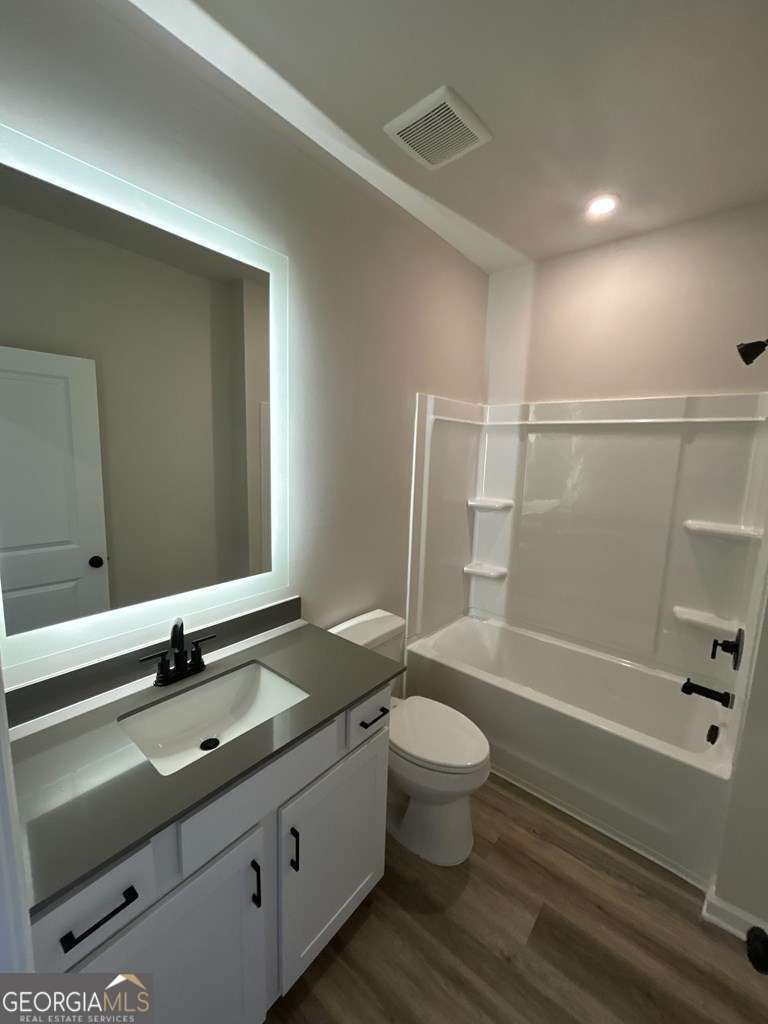 Unit 1 Grove Loop Blue Ridge GA 30513