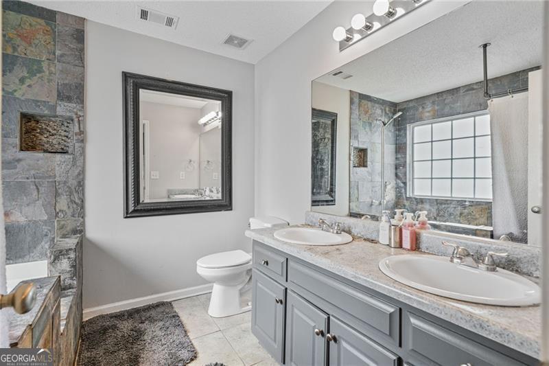 443 Robins Way Auburn GA 30011