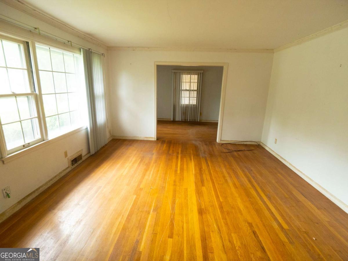 2024 Neely Avenue Atlanta GA 30344
