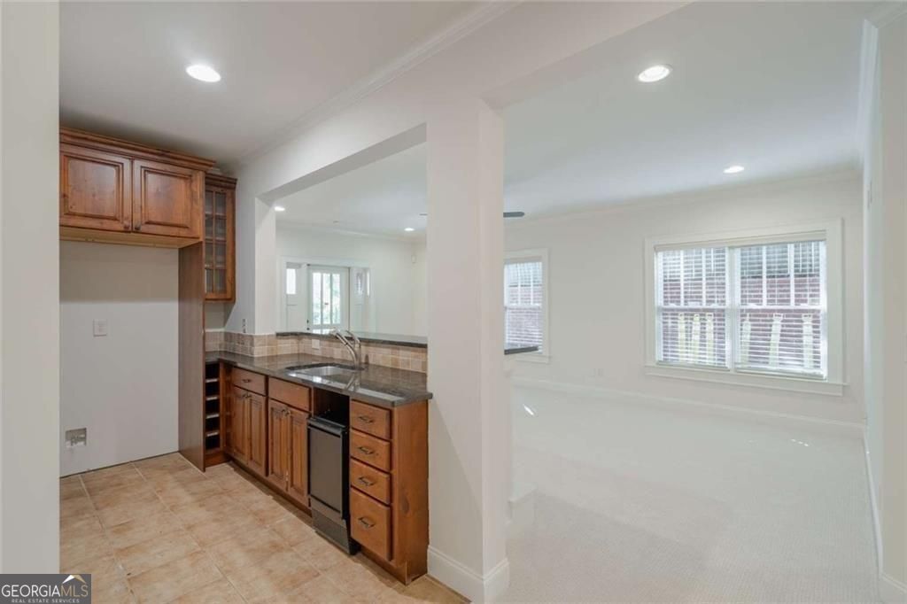 1364 Manget Way Dunwoody GA 30338
