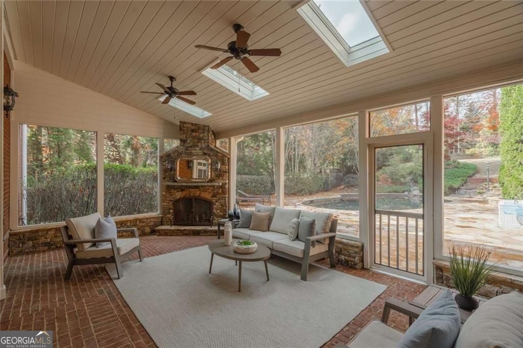 1364 Manget Way Dunwoody GA 30338