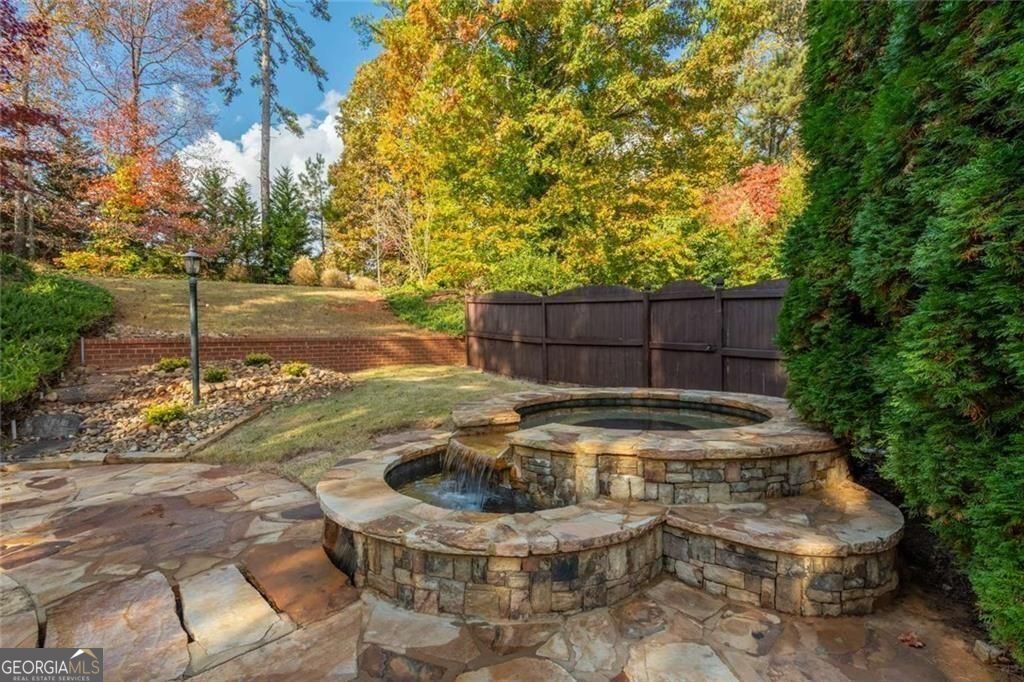 1364 Manget Way Dunwoody GA 30338