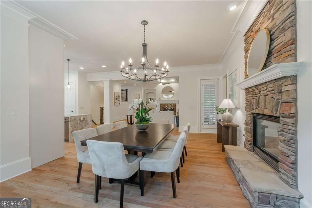 1364 Manget Way Dunwoody GA 30338