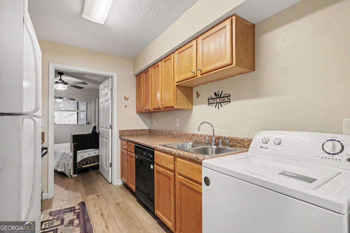 73 Place Fontaine Lithonia GA 30038