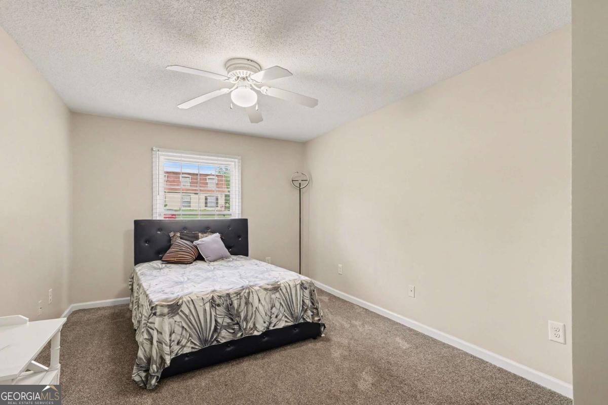 73 Place Fontaine Lithonia GA 30038