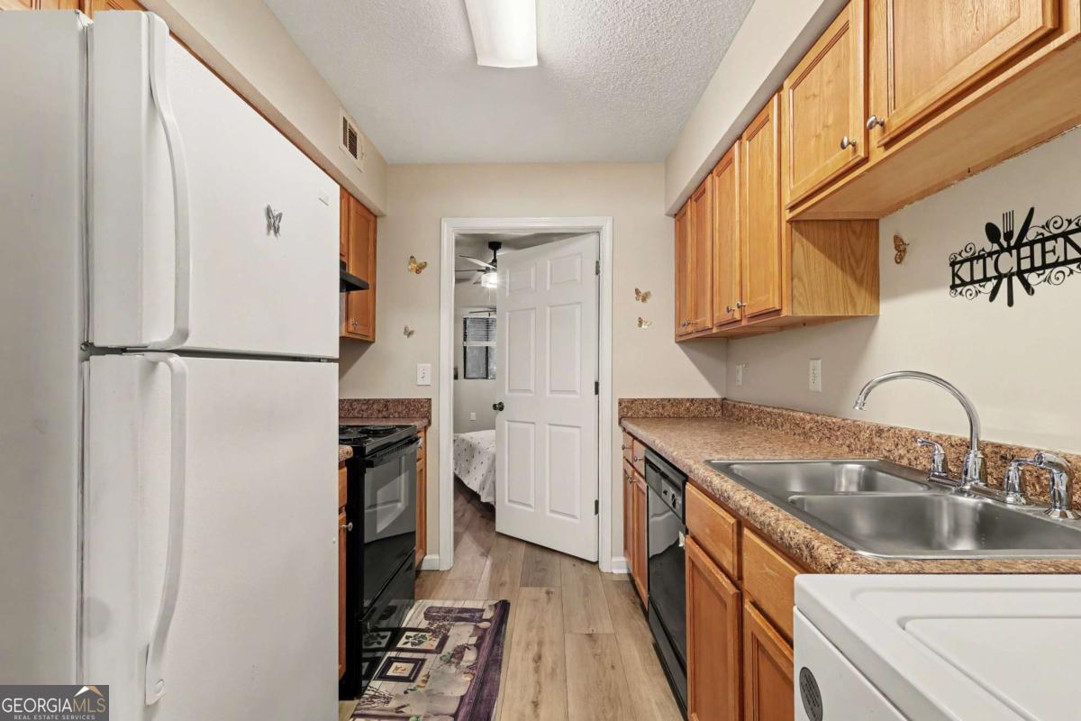 73 Place Fontaine Lithonia GA 30038