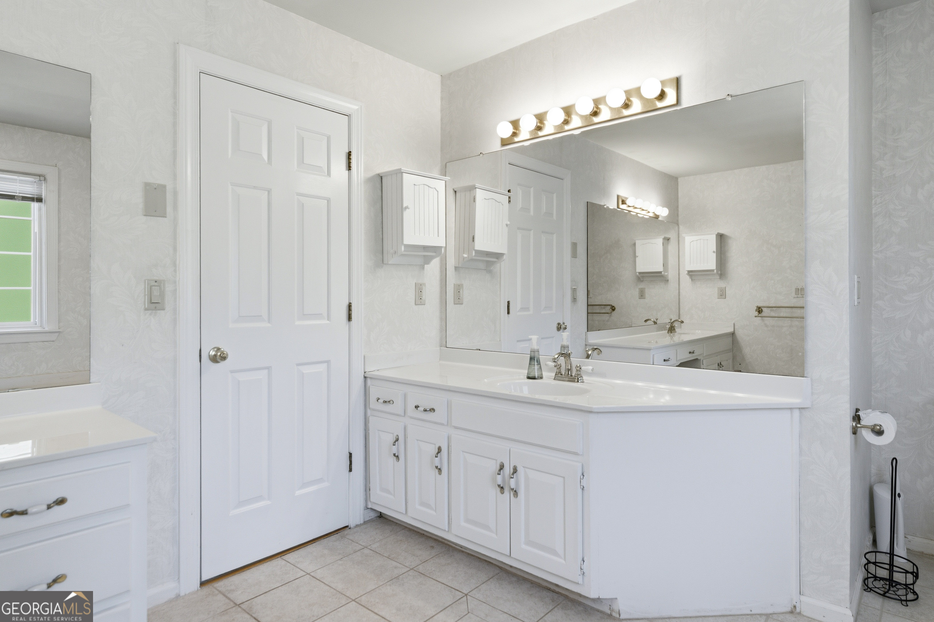 4750 Jones Bridge Woods Drive Johns Creek GA 30022