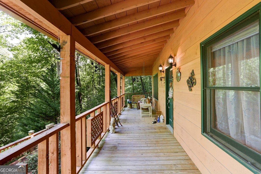1380 Deerfield Road Young Harris GA 30582