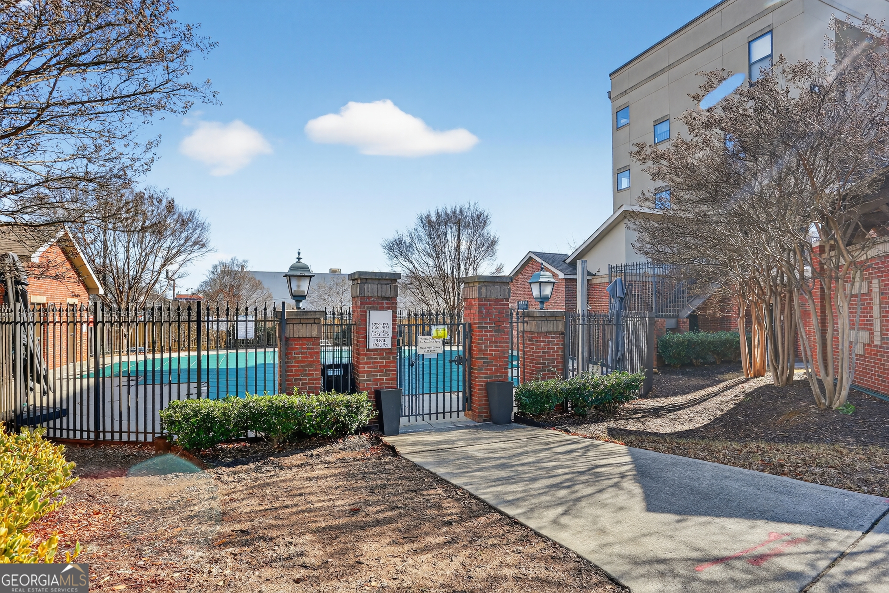 898 Oak Street SW Atlanta GA 30310