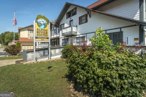 892 Edelweiss Strasse Helen GA 30545
