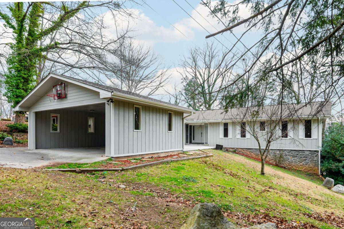 3346 Little Circle Gainesville GA 30506