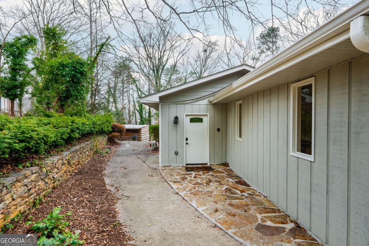3346 Little Circle Gainesville GA 30506