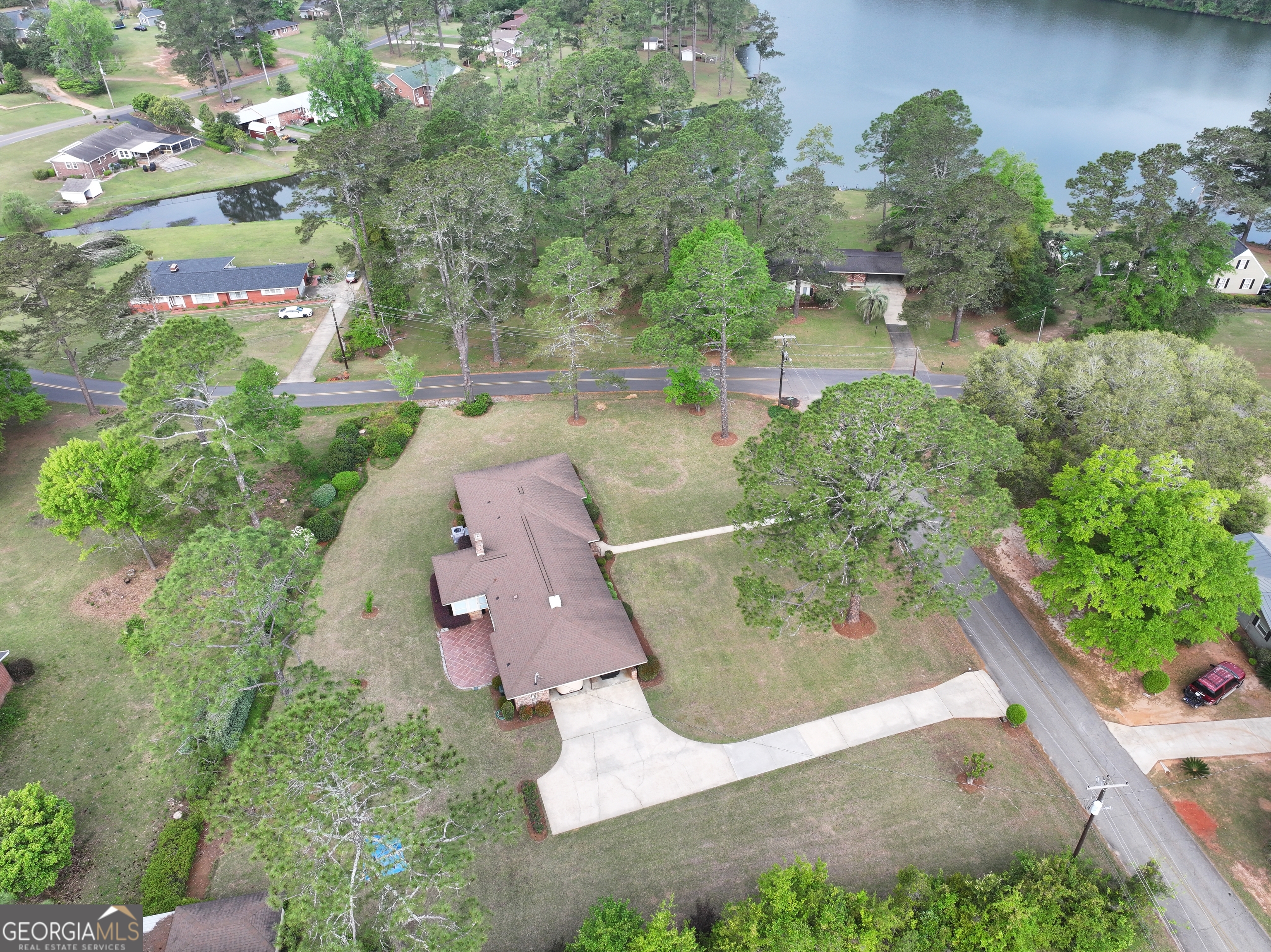 16 Woodlawn Drive Blakely GA 39823