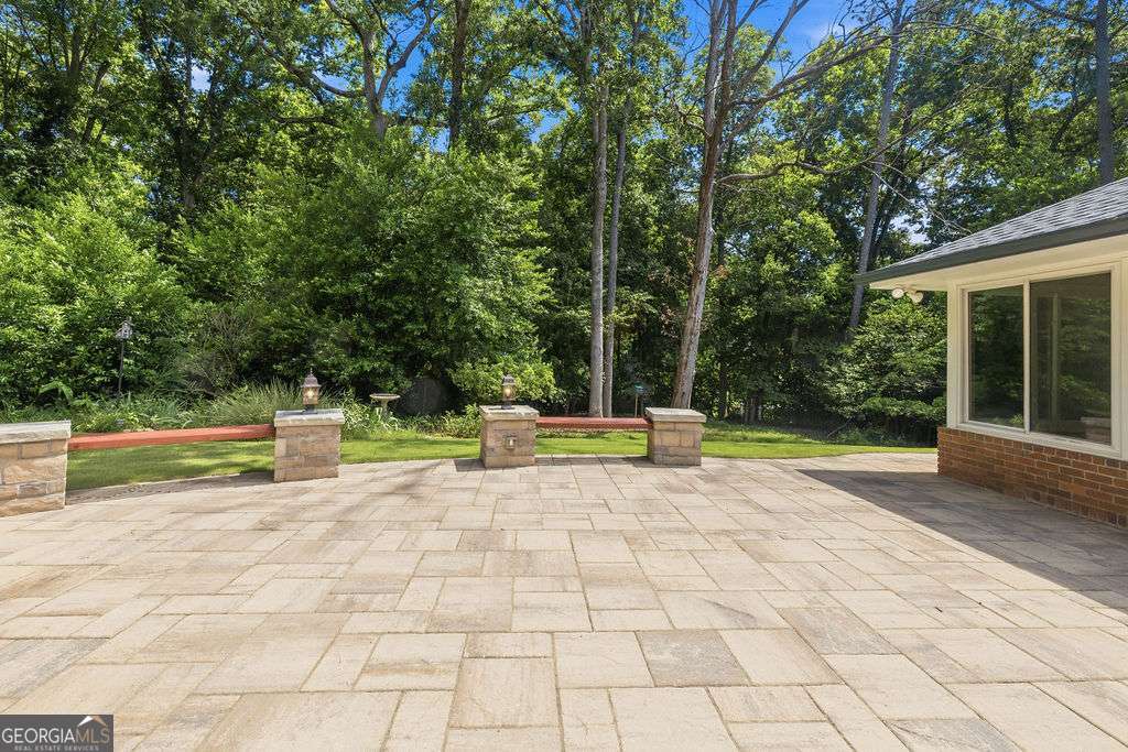 5607 Coronation Court Dunwoody GA 30338