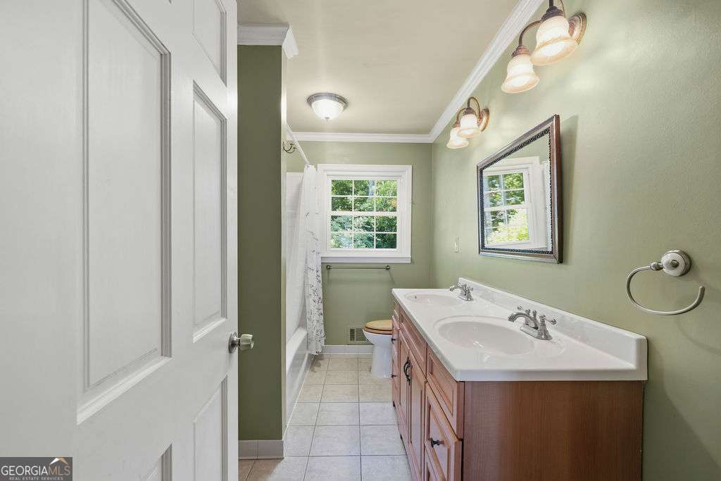 5607 Coronation Court Dunwoody GA 30338