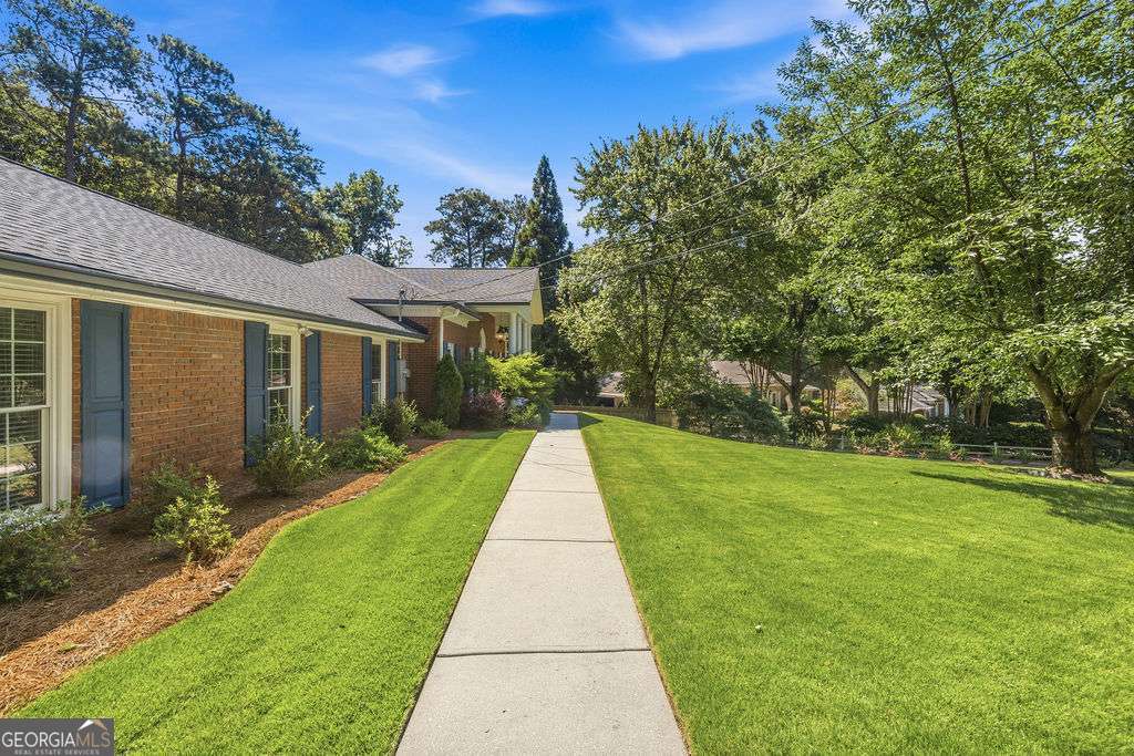 5607 Coronation Court Dunwoody GA 30338