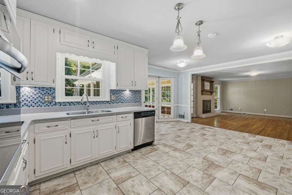 5607 Coronation Court Dunwoody GA 30338