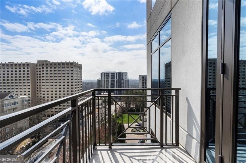 2520 Peachtree Road W Atlanta GA 30305