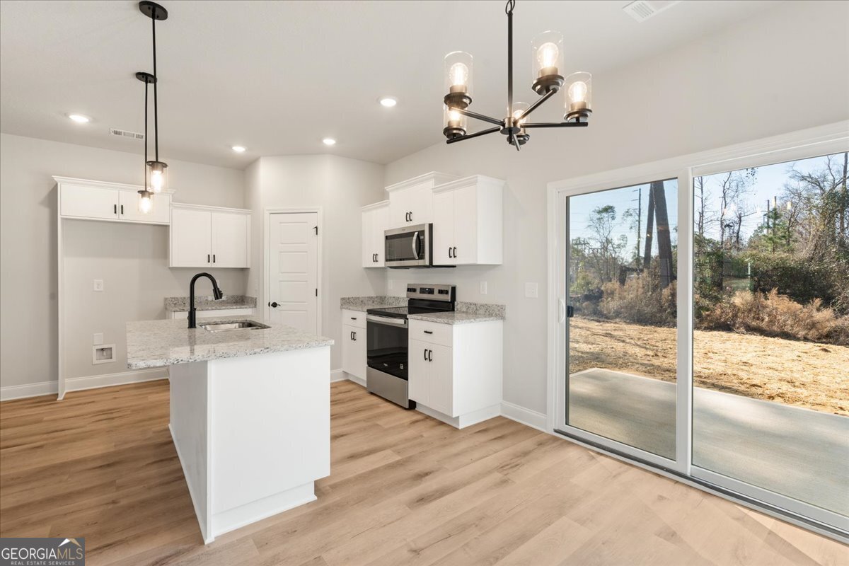 170 Foxridge Court Metter GA 30439