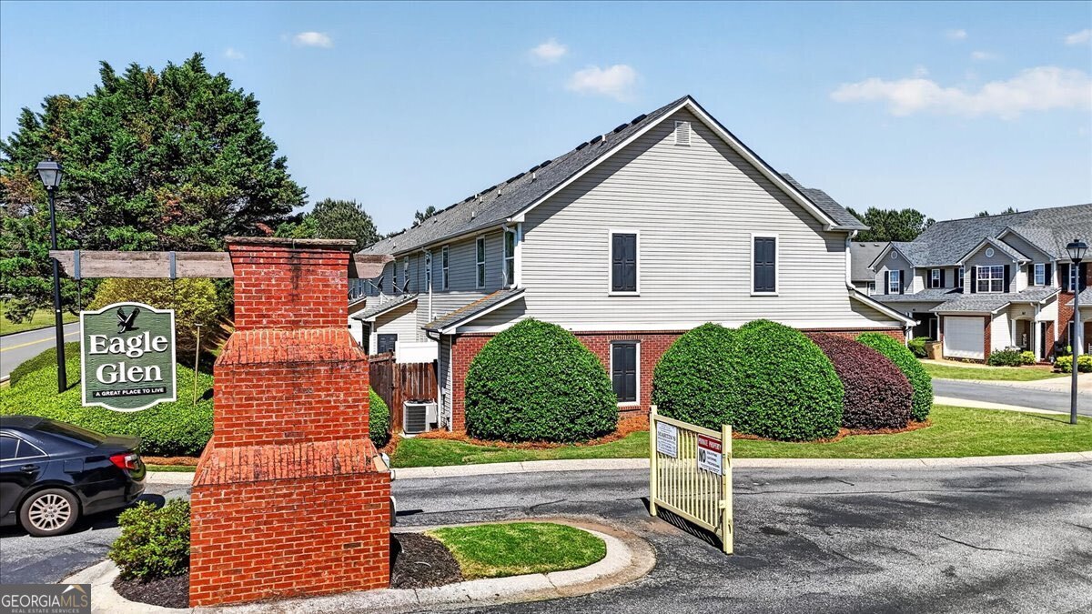 100 Eagle Glen Drive NE Cartersville GA 30121