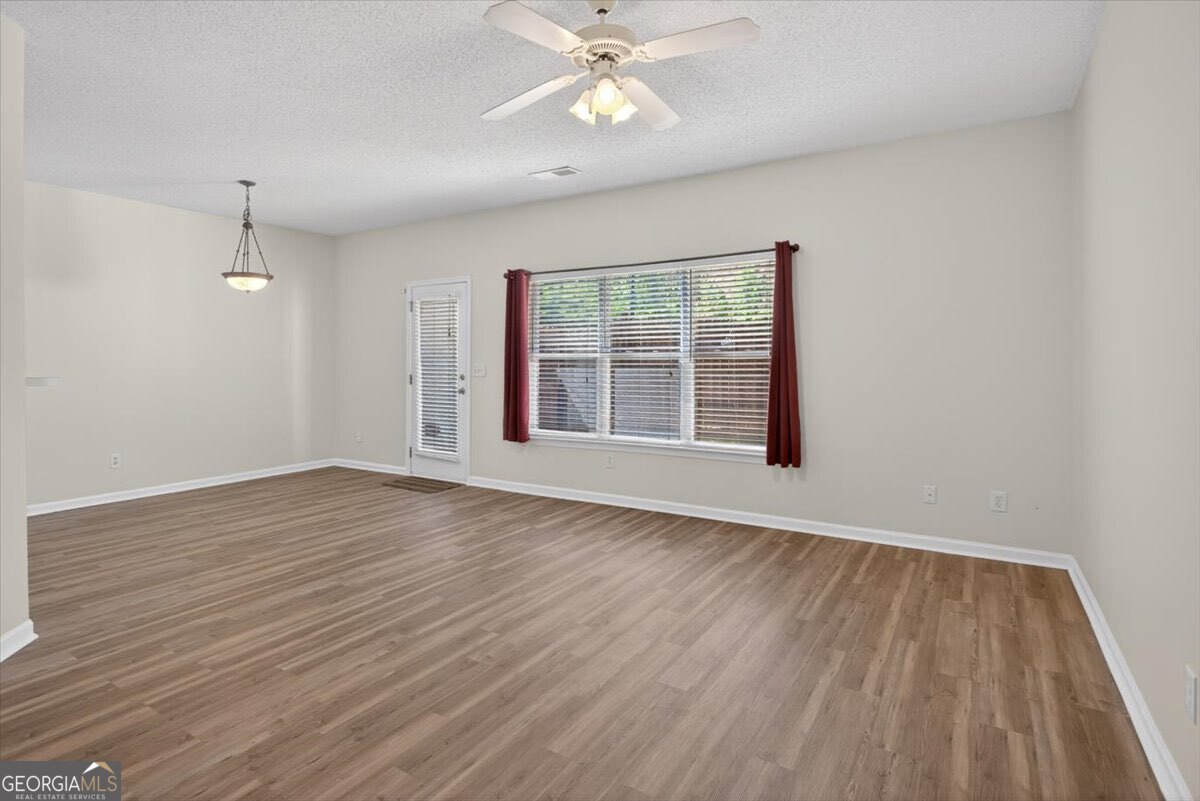 100 Eagle Glen Drive NE Cartersville GA 30121