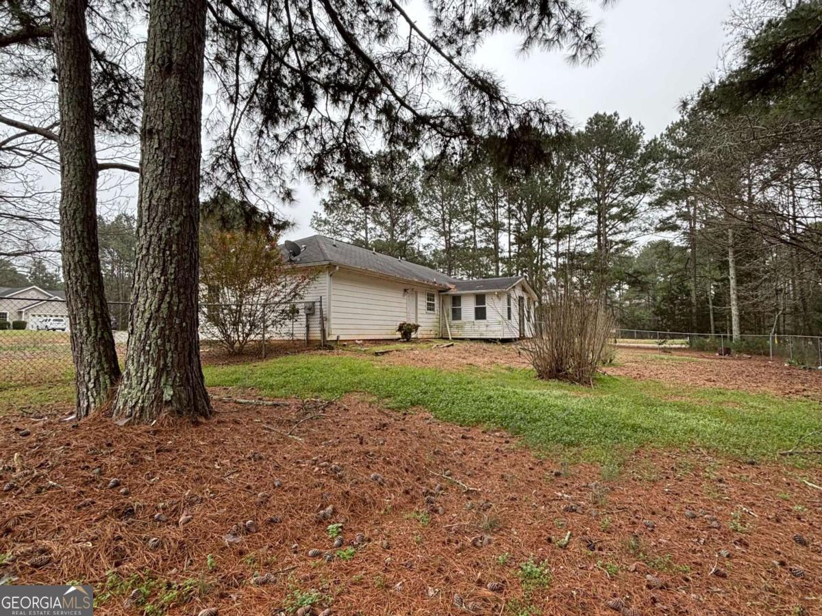 11 Willow Ridge Drive Hampton GA 30228