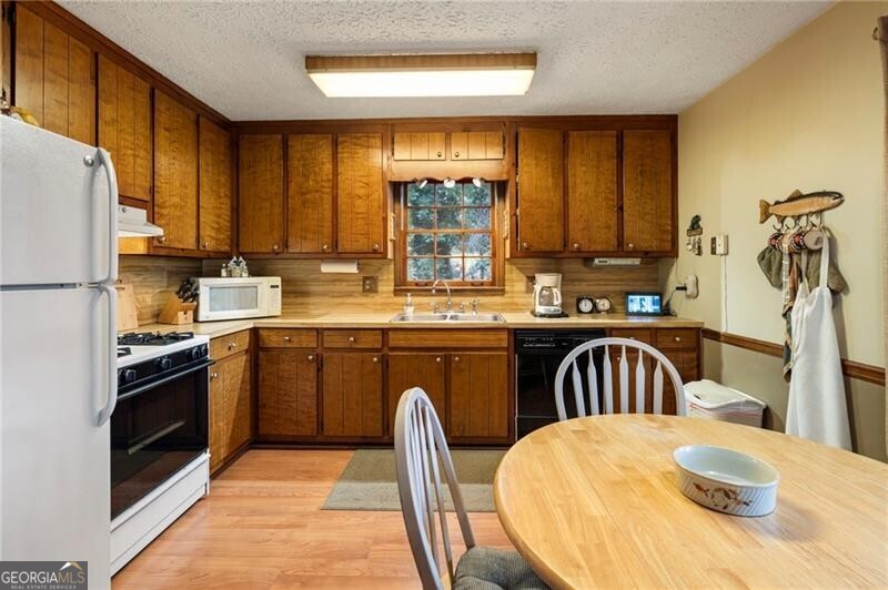 1982 Winding Creek Lane SW Marietta GA 30064