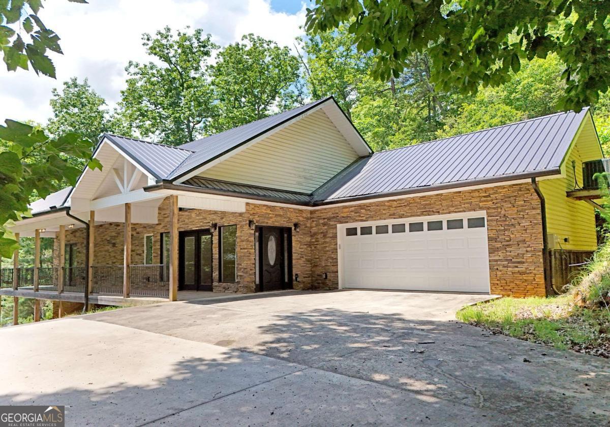 714 Mountain View Road Hiawassee GA 30546