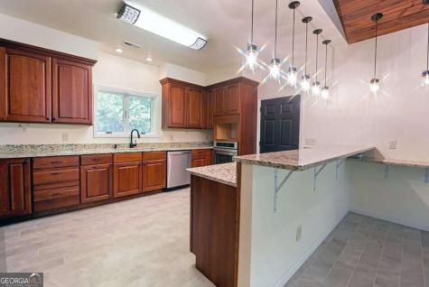 714 Mountain View Road Hiawassee GA 30546