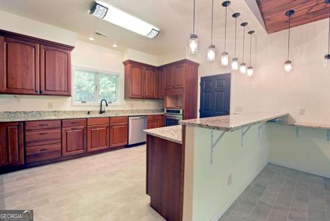 714 Mountain View Road Hiawassee GA 30546
