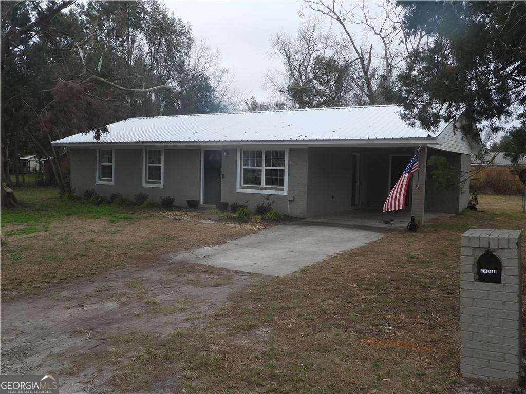 121 Beaver Drive Blackshear GA 31516