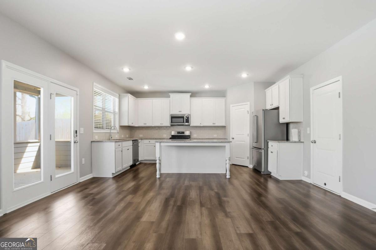 5975 Park Bay Court Flowery Branch GA 30542
