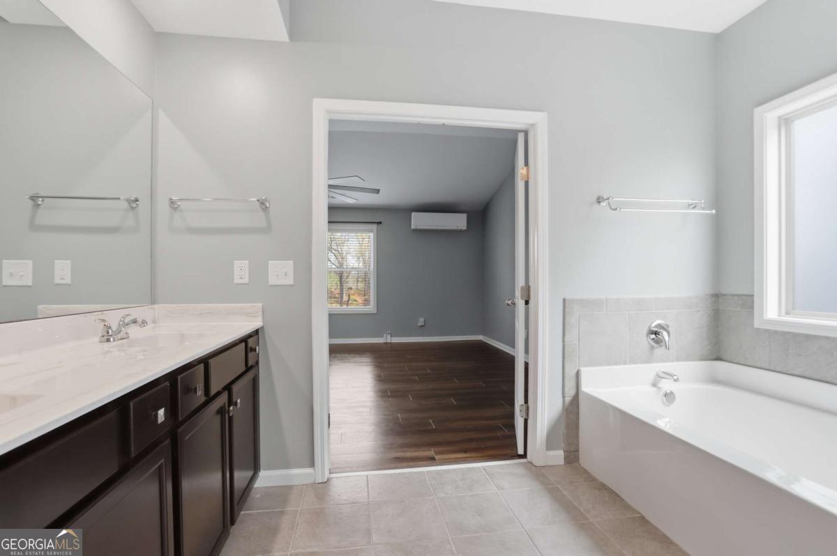 5975 Park Bay Court Flowery Branch GA 30542