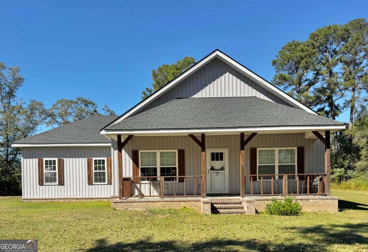 211 E Brazell Street Reidsville GA 30453