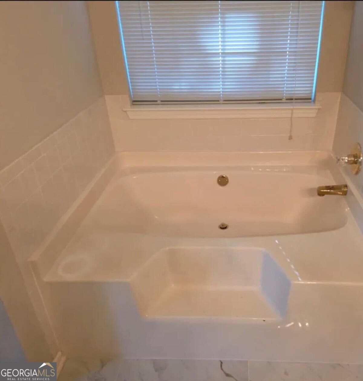 6633 Hill Creek Cove Lithonia GA 30058