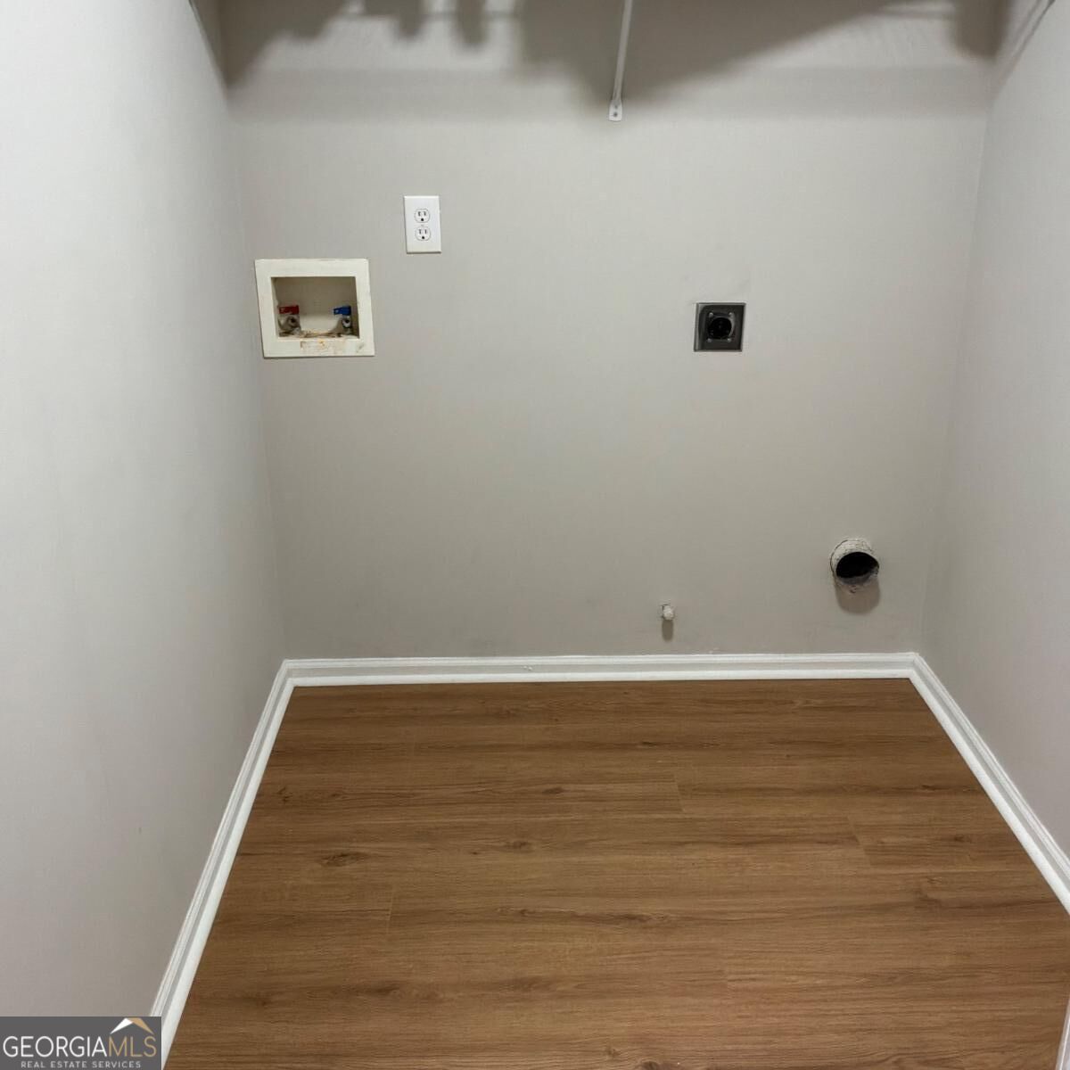 6633 Hill Creek Cove Lithonia GA 30058