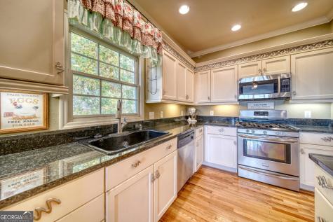 883 Ramey Mountain Road Hiawassee GA 30546