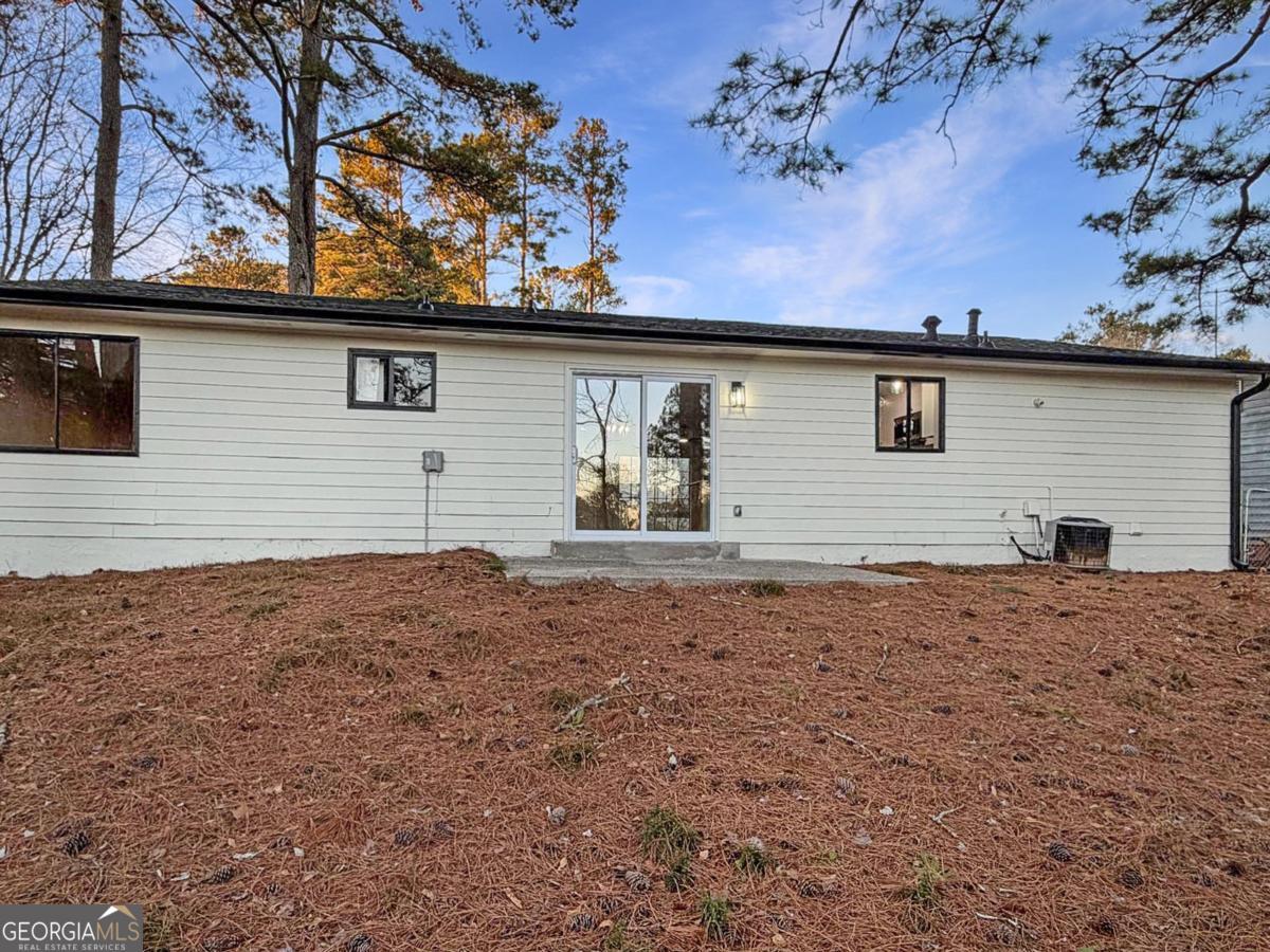 8198 Winewood Court Riverdale GA 30274