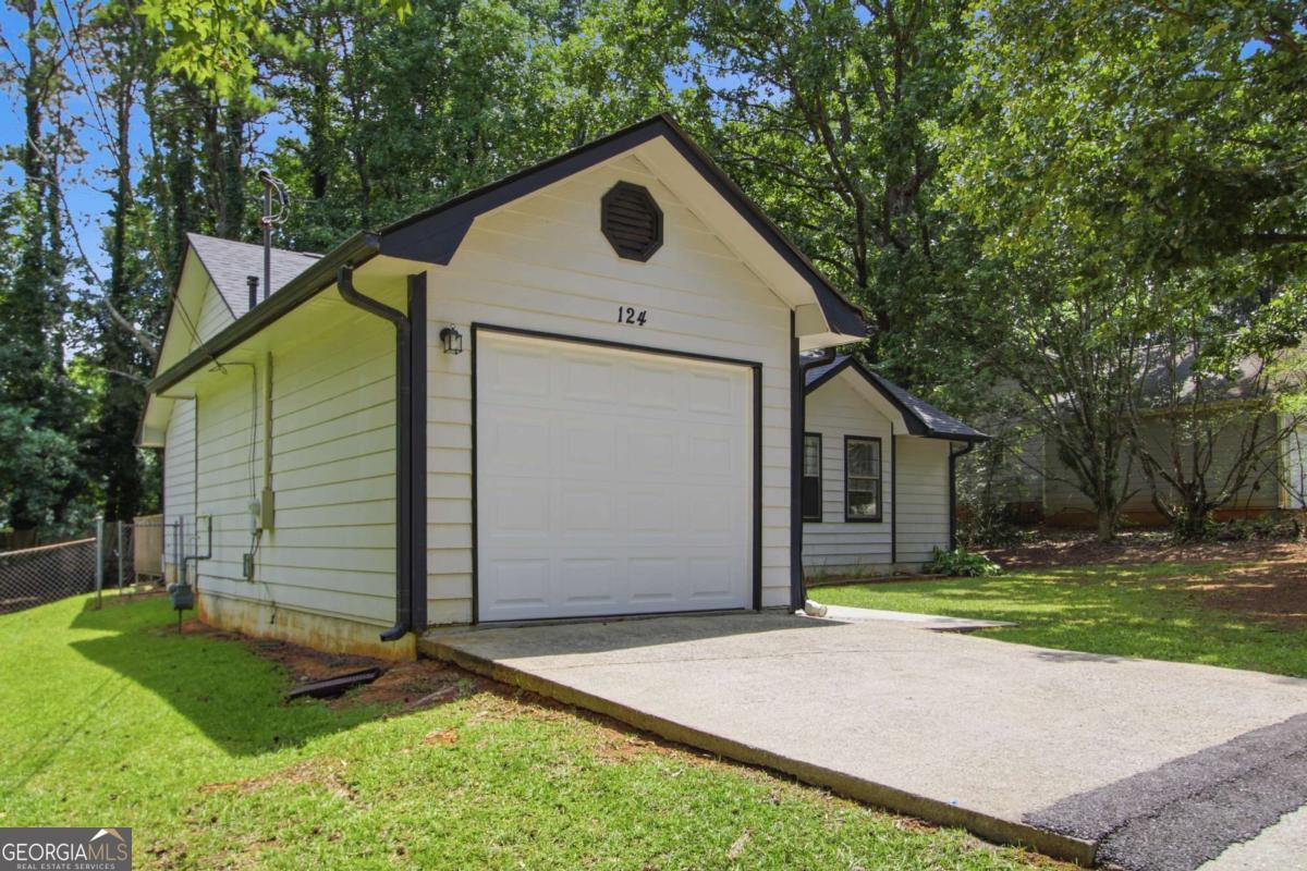 124 Julie Lane Stockbridge GA 30281