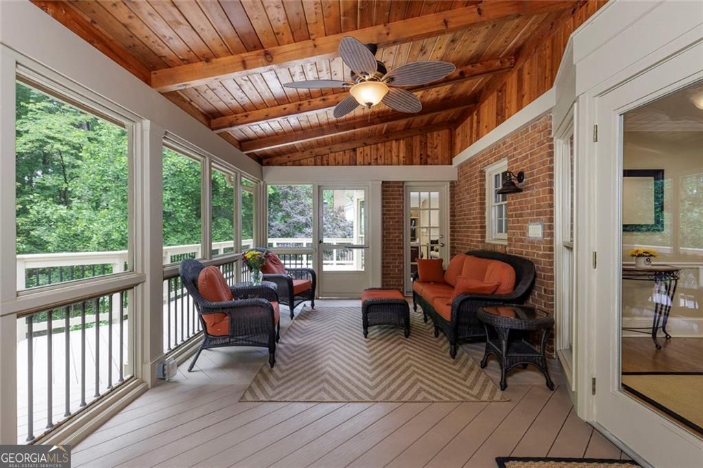 7390 Stoneykirk Close Atlanta GA 30350