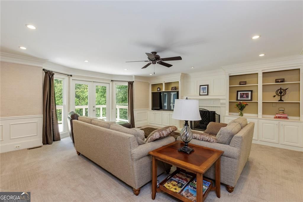 7390 Stoneykirk Close Atlanta GA 30350