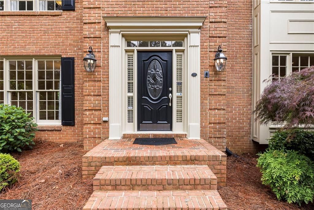 7390 Stoneykirk Close Atlanta GA 30350
